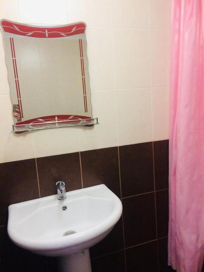 Гостевой Дом В Гагре Gagra Extérieur photo